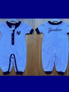 NWT NY Yankees Onesie 24 Months Embroidered by Majestic